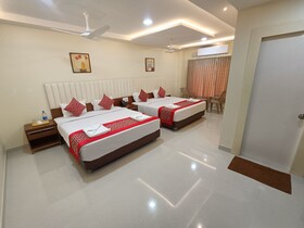 Sri Aswin Grand