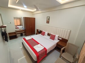 Sri Aswin Grand
