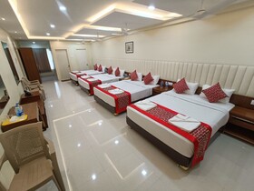 Sri Aswin Grand