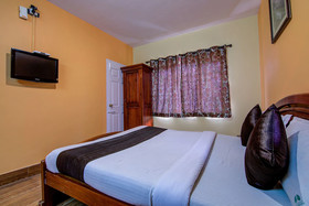 Aishwariyaa Gardens by OYO Rooms