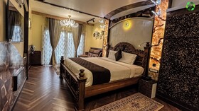 Beverly Villa