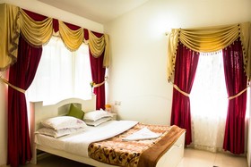 Fortune Retreats