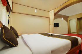 Hotel Gaylord by OYO Rooms