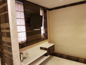 Hotel Maneck
