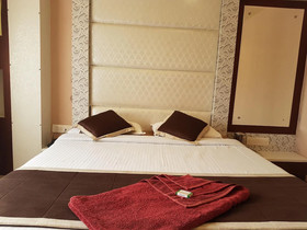 Hotel Maneck