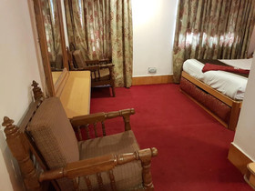 Hotel Maneck