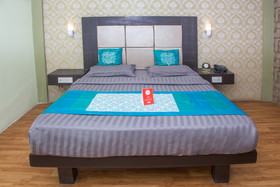 Hotel Nilgiris Inn