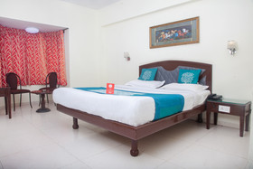 Hotel Nilgiris Inn