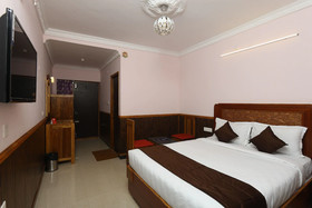 Hotel RainForest