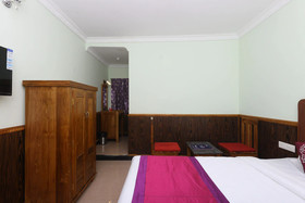 Hotel RainForest