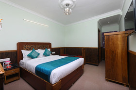 Hotel RainForest