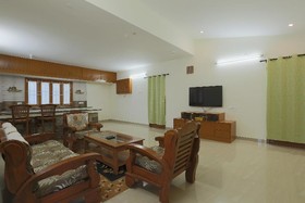 Lmf Paradise Private Limited by OYO Rooms