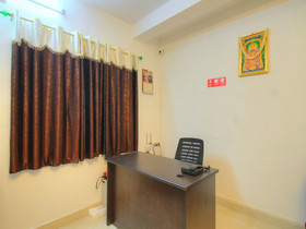 OYO 15478 Lalana Residency