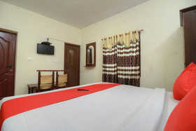 Hotel R.J Inn Outy