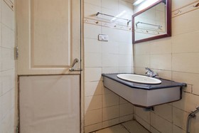 Hotel Sarkkar Palace