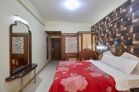 Hotel Sarkkar Palace