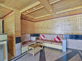 Shiva Shanthi Inn by OYO Rooms