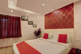OYO Hotel Sholas Residency