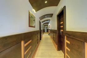 OYO Hotel Sholas Residency