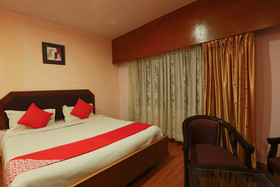 Sun Shine Grand by OYO Rooms