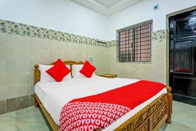 Vishnu Mahal by OYO Rooms