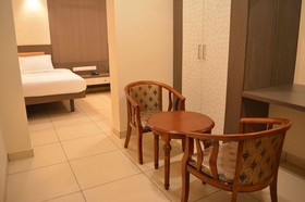 Hotel Sownthariyam