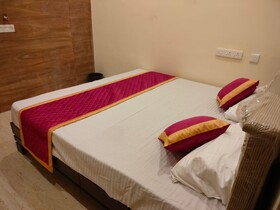 Hotel Vamsi Residency