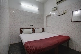 Abc Guest House by OYO Rooms