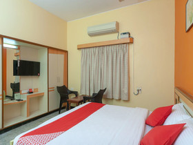 Chez Pondy By OYO Rooms
