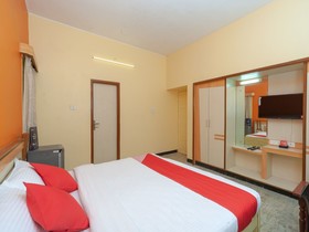 Chez Pondy By OYO Rooms