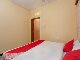 Chez Pondy By OYO Rooms