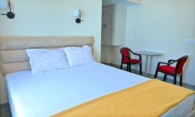 Eden Roc Hotel