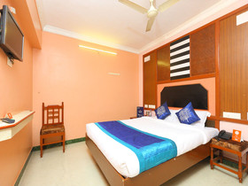 Gnana SRM Residency