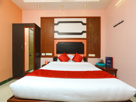 Gnana SRM Residency