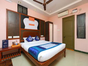 Gnana SRM Residency
