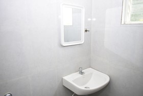 Great Guest House White Town