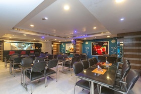 Hotel Auro By OYO Rooms