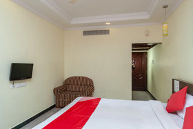 Hotel Auro By OYO Rooms