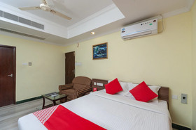 Hotel Auro By OYO Rooms