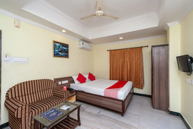 Hotel Auro By OYO Rooms