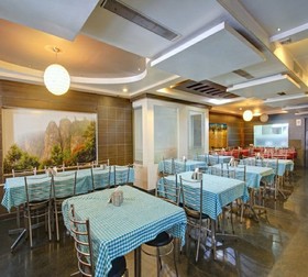 Hotel Nadaradjane Residency