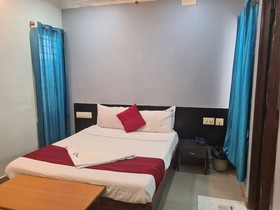 Hotel Nadaradjane Residency