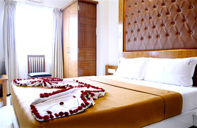 Hotel TR Residency
