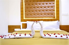 Hotel TR Residency