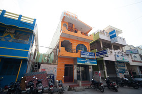 OYO 26460 Varsha Villa