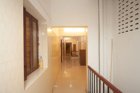 OYO 26460 Varsha Villa