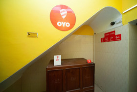 OYO 26460 Varsha Villa