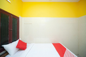 OYO 26460 Varsha Villa