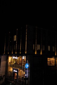 Lux 9 Suites And Studios