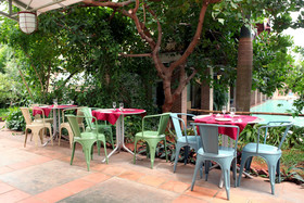 Mango Hill Hotel